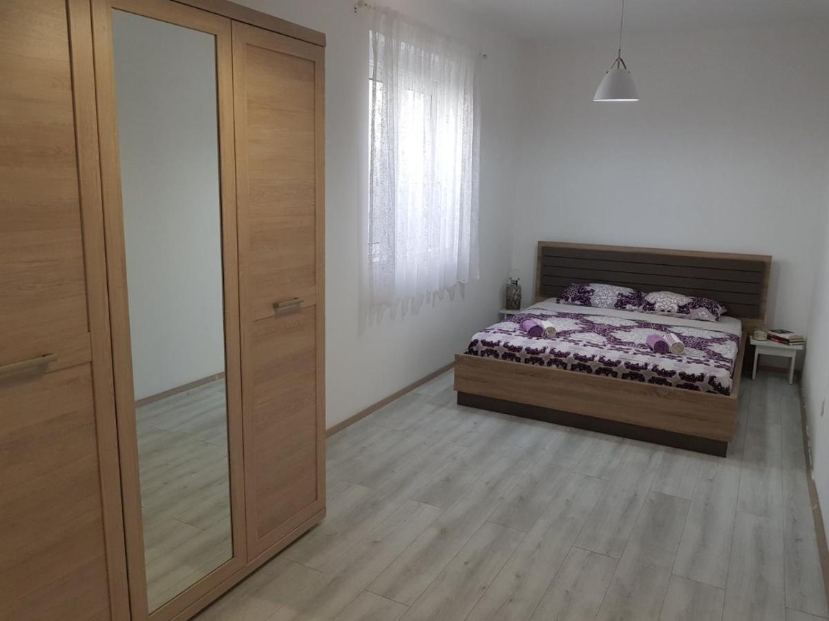 Modern Apartment Doris Kotor Exterior foto